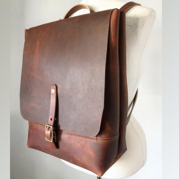 MAYCOMB MERCANTILE Distressed Leather Nellie Convertible Backpack Bag Brown Rust - Picture 1 of 14